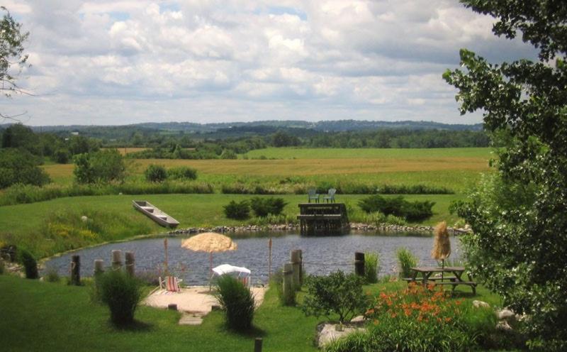 The Bella Ella Bed And Breakfast Canandaigua Exterior photo